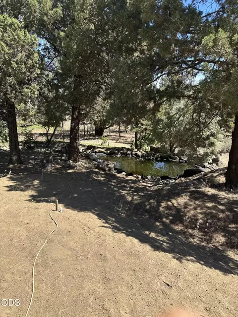 Exterior - 23348 Chisholm Trl, Bend, OR 97702 photo 4 of 6