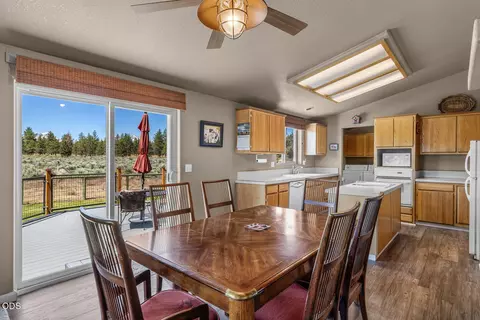 Dining - 67183 Harrington Loop, Bend, OR 97703 photo 1 of 3
