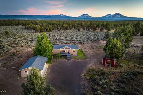 67183 Harrington Loop, Bend, OR 97703