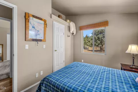Bedroom - 67183 Harrington Loop, Bend, OR 97703 photo 5 of 5