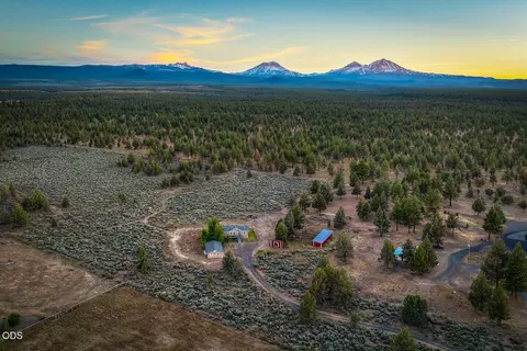 Other - 67183 Harrington Loop, Bend, OR 97703 photo 2 of 34