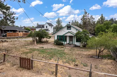 1929 NW Hill St, Bend, OR 97703