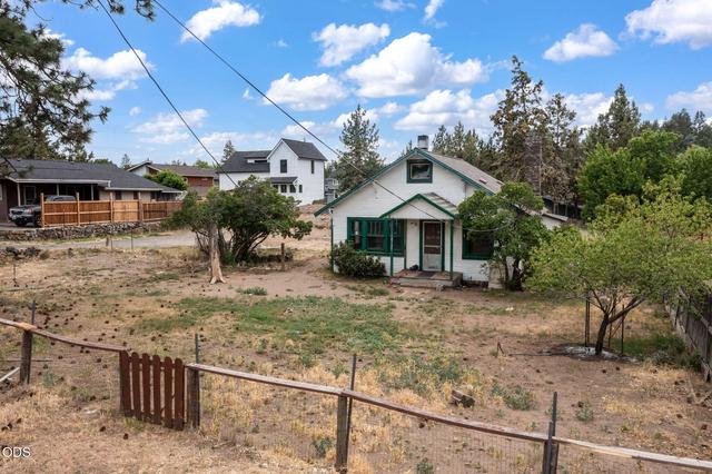 1929 NW Hill St, Bend, OR 97703
