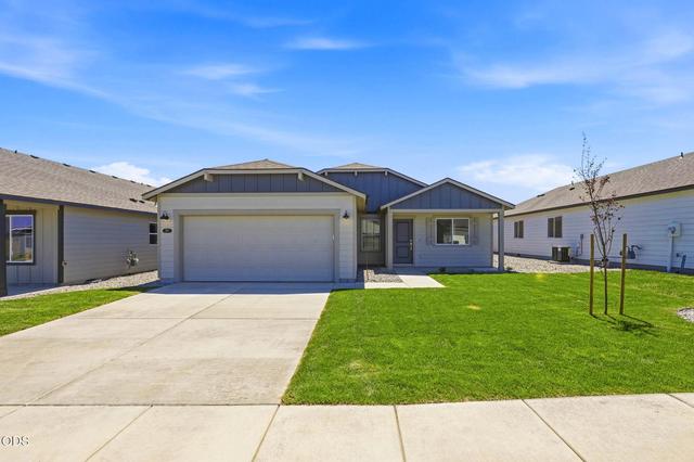 1134 NW Fairway Dr #150, Madras, OR 97741