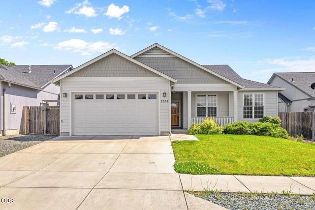 1351 Kime Dr, Medford, OR 97501
