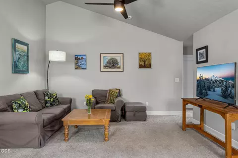Living - 63348 Lamoine Ln, Bend, OR 97701 photo 3 of 6