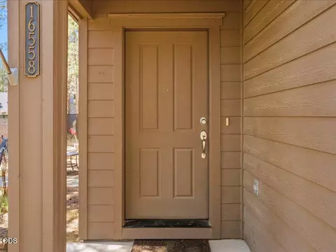 16558 Daisy Pl, La Pine, OR 97739 photo 2