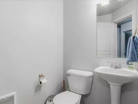 16558 Daisy Pl, La Pine, OR 97739 photo 10