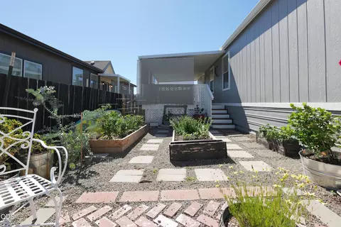 8401 Old Stage Rd UNIT 65, Central Point, OR 97502 photo 11