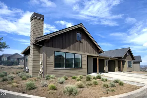 19105 Trailhead Ct #6, Bend, OR 97702