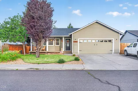 62633 Hawkview Rd, Bend, OR 97701