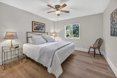 Bedroom - 62633 Hawkview Rd, Bend, OR 97701 photo 3 of 4