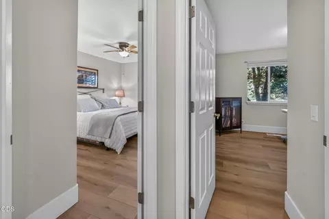 Entry Way - 62633 Hawkview Rd, Bend, OR 97701 photo 1 of 1