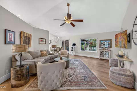 Living - 62633 Hawkview Rd, Bend, OR 97701 photo 1 of 3