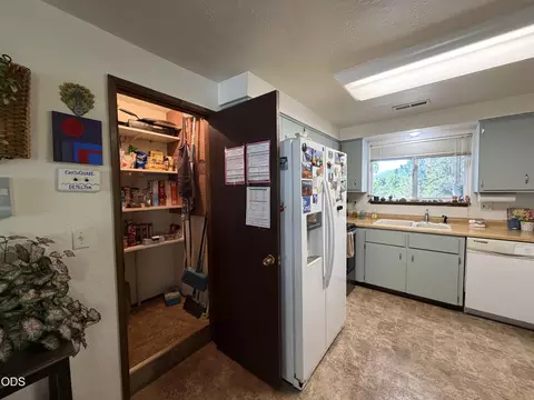 703 Brookside Cir, Rogue River, OR 97537 photo 13