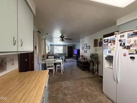 703 Brookside Cir, Rogue River, OR 97537 photo 4