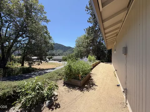 703 Brookside Cir, Rogue River, OR 97537 photo 9
