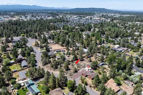 20874 Greenmont Dr, Bend, OR 97702 photo 16