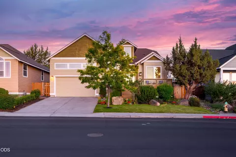 4022 SW Majestic Ave, Redmond, OR 97756