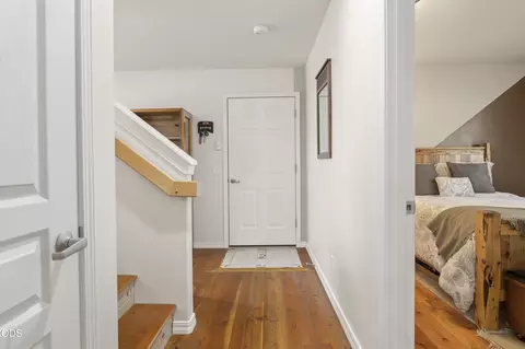 Entry Way - 64740 Alcor Pl, Bend, OR 97703 photo 5 of 5