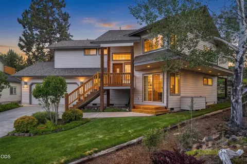 64740 Alcor Pl, Bend, OR 97703