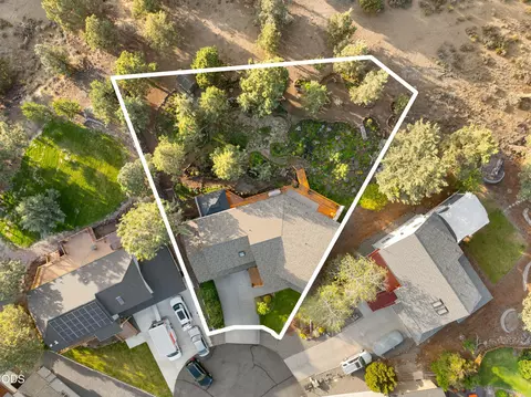 View/Area - 64740 Alcor Pl, Bend, OR 97703 photo 2 of 5