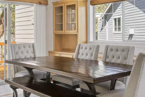 Dining - 64740 Alcor Pl, Bend, OR 97703 photo 2 of 2
