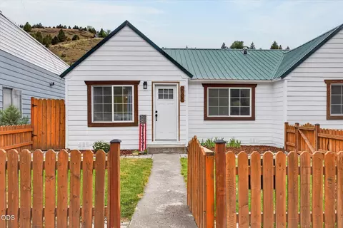 407 S Canyon Blvd, John Day, OR 97845