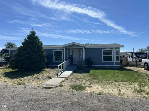 620 E Viewpoint Dr, Culver, OR 97734