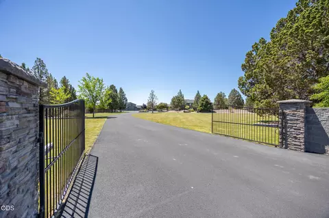 Other - 21455 SW Young Ave, Bend, OR 97703 photo 6 of 31
