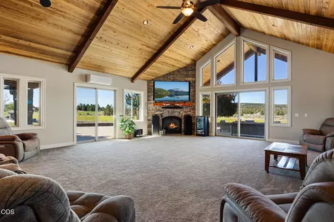 Living - 21455 SW Young Ave, Bend, OR 97703 photo 1 of 2