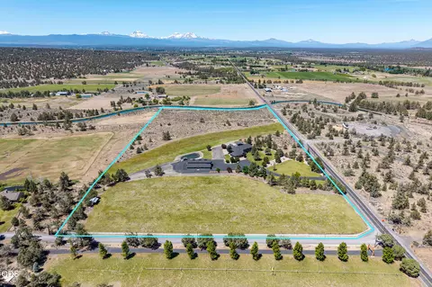 View/Area - 21455 SW Young Ave, Bend, OR 97703 photo 5 of 6
