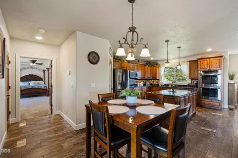 Dining - 21455 SW Young Ave, Bend, OR 97703 photo 2 of 2