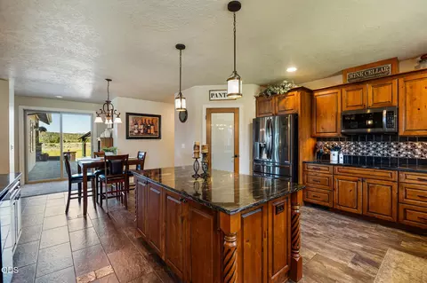 Kitchen - 21455 SW Young Ave, Bend, OR 97703 photo 2 of 5