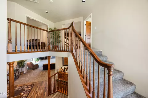 Entry Way - 21455 SW Young Ave, Bend, OR 97703 photo 3 of 6