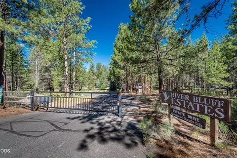 18831 Baker Rd, Bend, OR 97702 photo 11