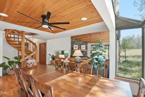 Dining - 17901 Red Cedar Ln, Sunriver, OR 97707 photo 2 of 2