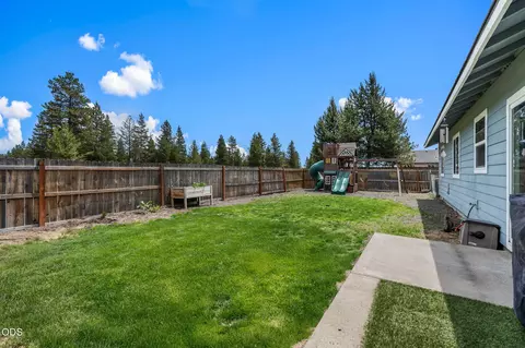 16699 Conifer Ct, La Pine, OR 97739 photo 15