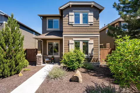20844 Gateway Dr, Bend, OR 97702