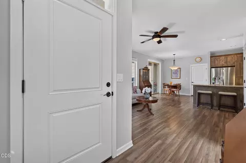 Entry Way - 20844 Gateway Dr, Bend, OR 97702 photo 1 of 3
