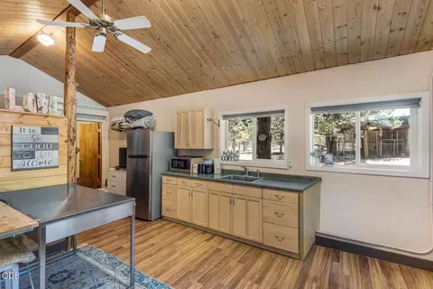 Kitchen - 64464 Collins Rd, Bend, OR 97703 photo 6 of 6