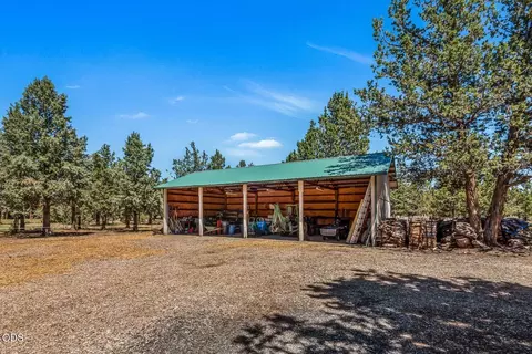 Exterior - 64464 Collins Rd, Bend, OR 97703 photo 5 of 13