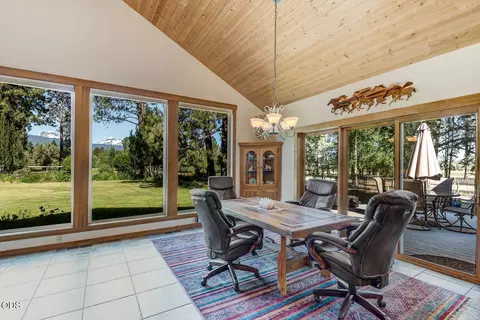 Dining - 64464 Collins Rd, Bend, OR 97703 photo 2 of 2