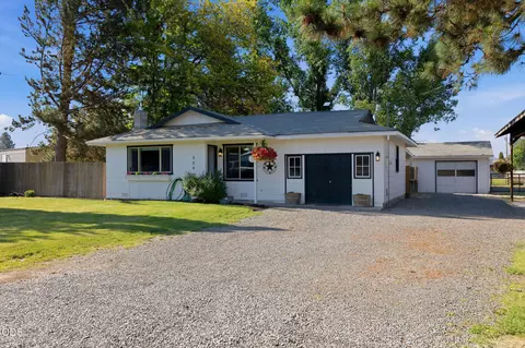 524 NW Martingale Rd, Prineville, OR 97754