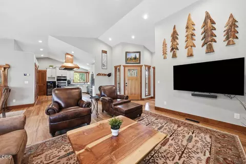 63225 Stonewood Dr, Bend, OR 97701 photo 6