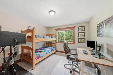 63225 Stonewood Dr, Bend, OR 97701 photo 29