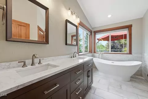 63225 Stonewood Dr, Bend, OR 97701 photo 25