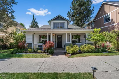 20621 Couples Ln, Bend, OR 97702
