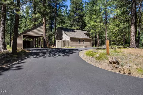 70974 Meadow Grass Cir #GH 52, Black Butte Ranch, OR 97759