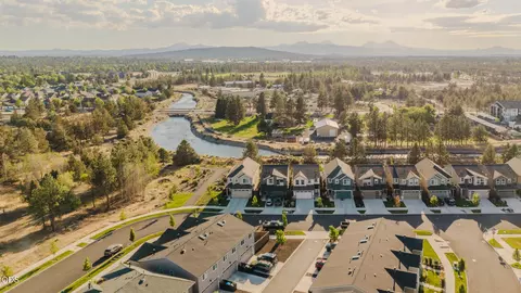 View/Area - 3759 NE Tellus Dr, Bend, OR 97701 photo 8 of 11
